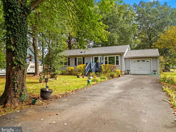 4933 Bonniewood Dr, Shady Side, MD 20764