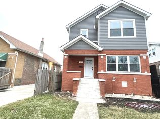 813 S 21st Ave, Maywood, IL