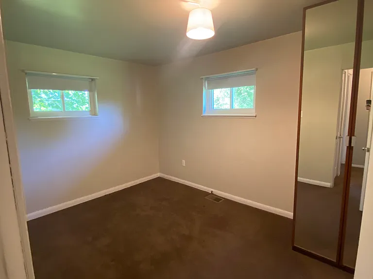 403 Cornell Rd — Photo 4