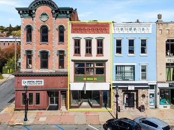 36 E Main St, Amsterdam, NY 12010