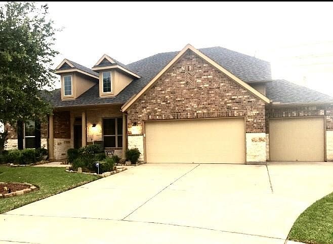 1st image of 27818 Yorkshire Brook Ln