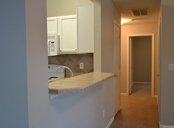 5th image of 4401 Windjammer Dr #129