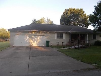 513 S Oak St, Pana, IL, 62557