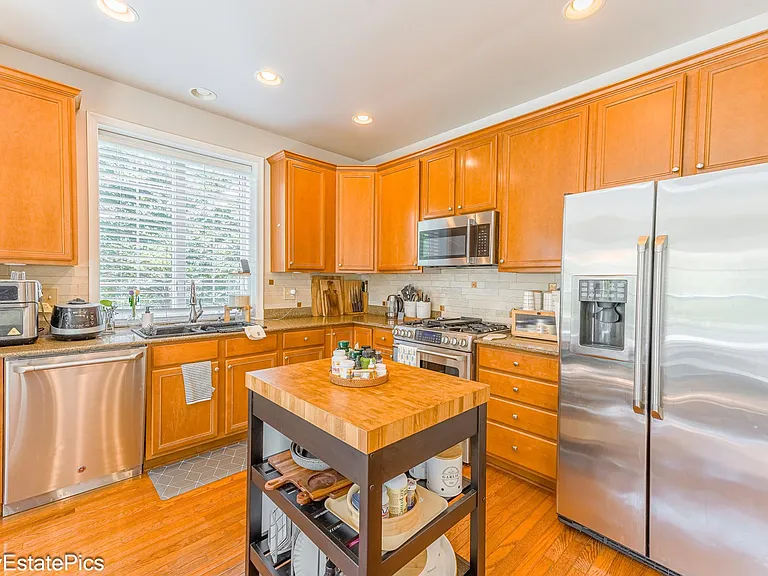 26168 Fieldstone Dr #100 — Photo 18