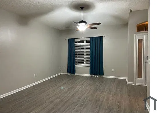 4 bed, 1843 sqft, $2,500 — Photo 3