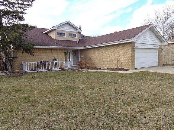 2nd image of 15412 Betty Ann Ln