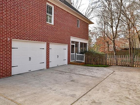 3rd image of 3345 Cranmore Ct