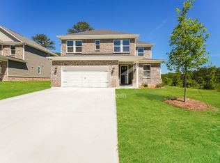 950 Carnelian Ln, Loganville, GA 30052