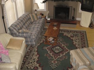 911 Woodland Ave, Duluth, MN 55812