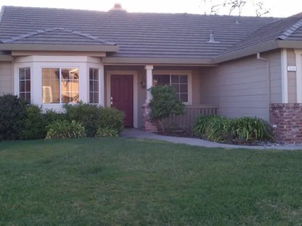 1525 Brook Ridge Way, Roseville, CA 95678