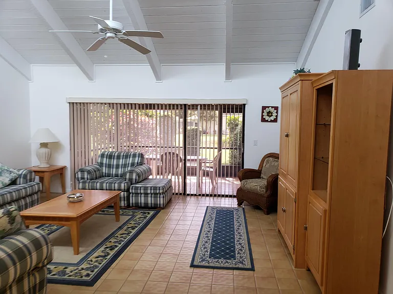 11115 Oakdale Rd — Photo 29