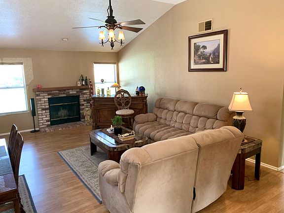 4th image of 8913 Old Creek Dr