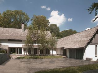 373 Riverbank Rd, Stamford, CT 06903