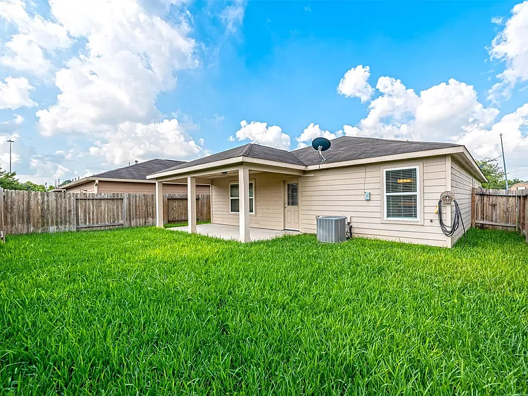 11207 Hall Pines Ct — Photo 31