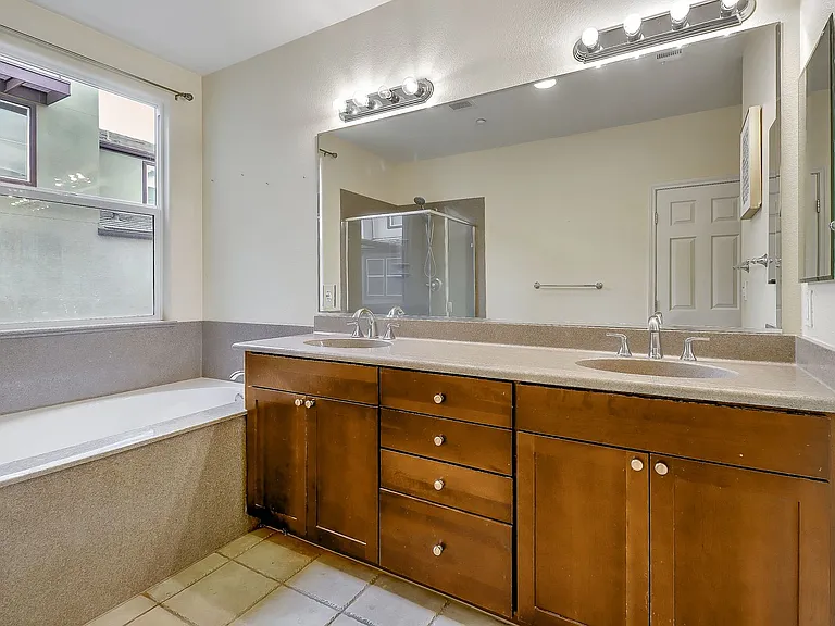 851 Gaspar Vis — Photo 8