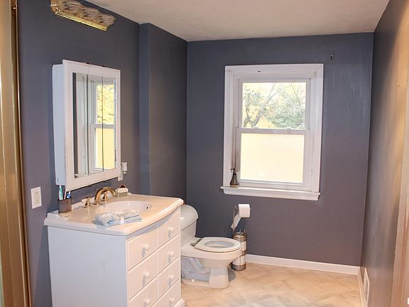 5th image of 1956 11th Avenue Ct