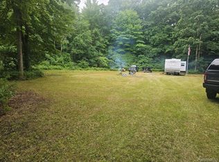 341 W Sawdust Corners Rd, Lapeer, MI 48446