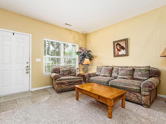 2nd image of 686 Wilke Pl
