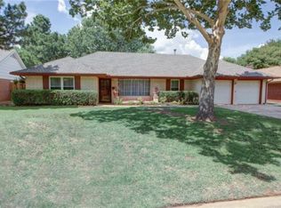 12021 Camelot Dr, Oklahoma City, OK 73120