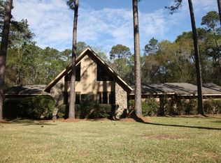 15 Quiet Cv, Moultrie, GA 31768