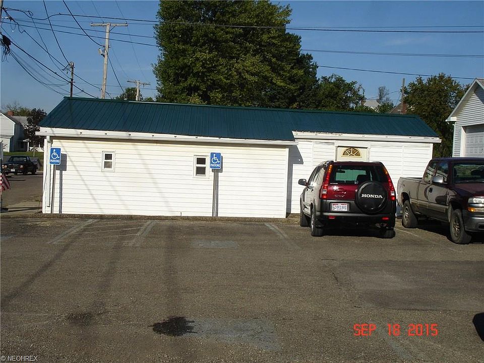 2nd image of 1010 Gaston Ave #6