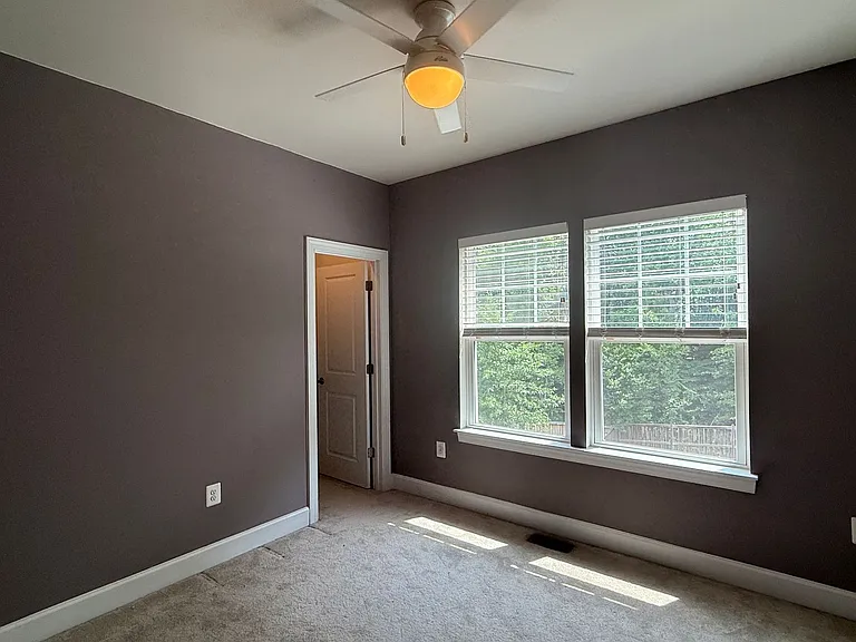 352 Pear Blossom Rd — Photo 17