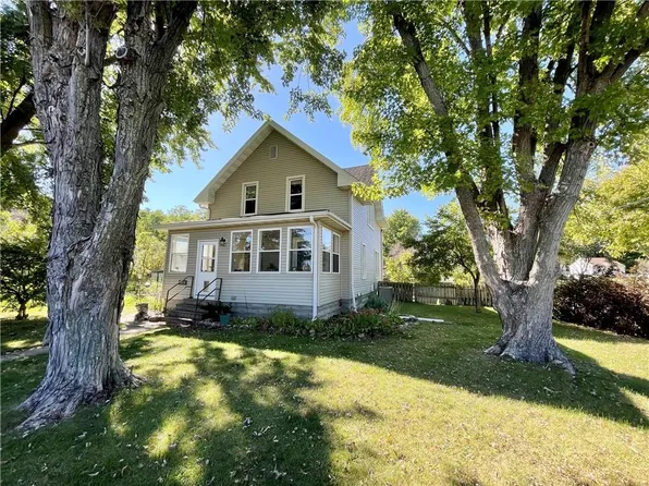 1926 11th Street, Eau Claire, WI 54703