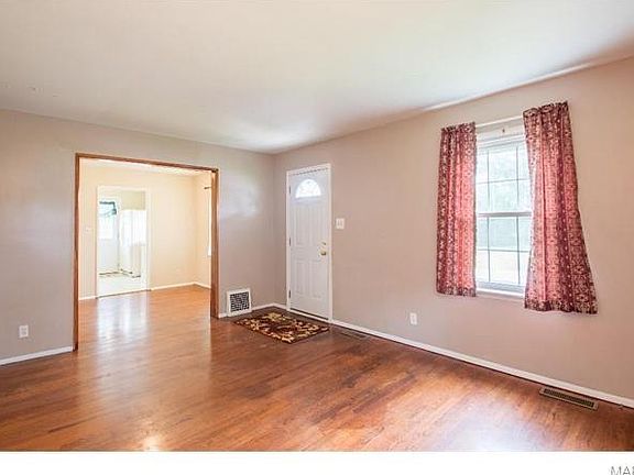 4th image of 4509 Otis Dr