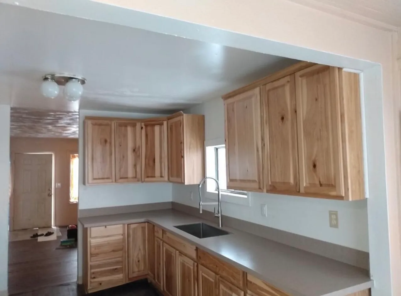 3 bed, 2500 sqft, $1,925 — Photo 1