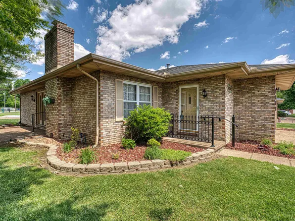 3802 Maxwell Ct, Evansville, IN 47715