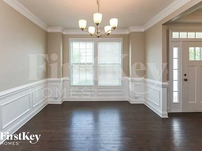 9725 Rayneridge Dr — Photo 5
