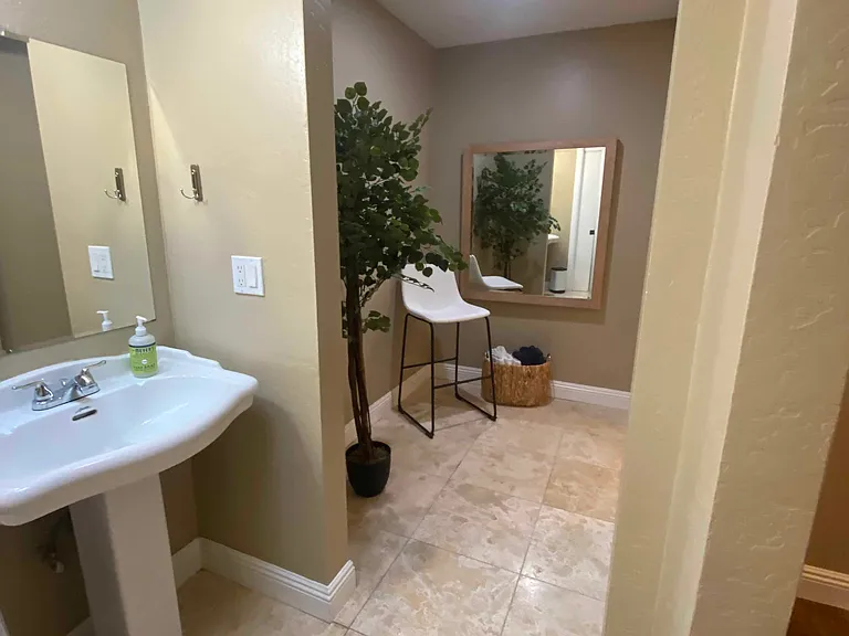 7012 E Redfield Rd — Photo 14