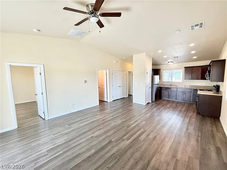 640 E Alabama St #3 — Photo 2