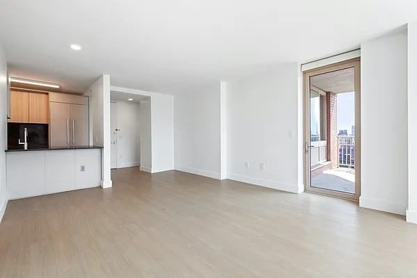 Rented by Greystar | media 1