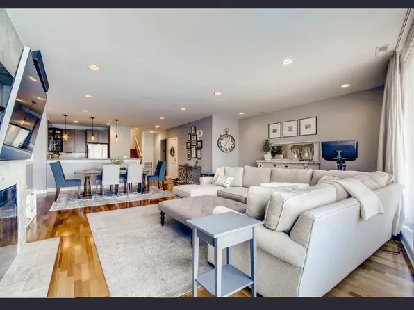1633 N Clybourn Ave APT 2N, Chicago, IL 60614
