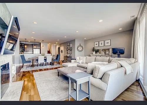 1633 N Clybourn Ave #2N Photo 1