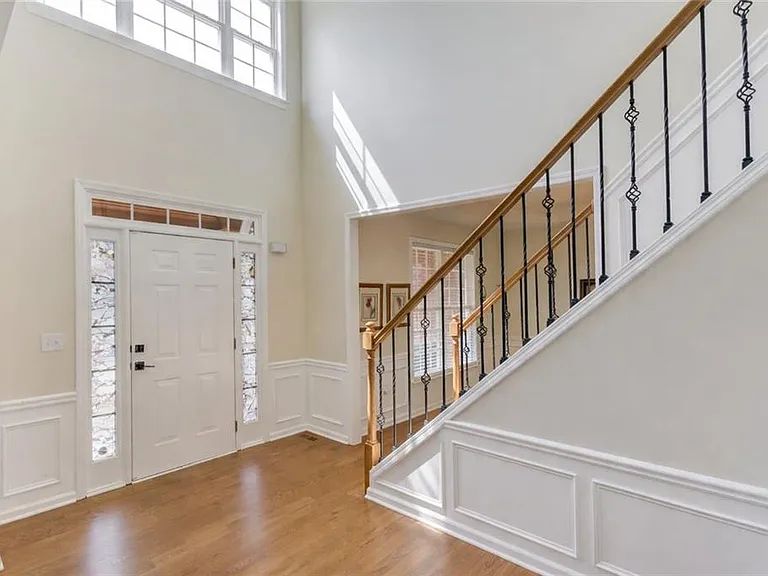 5135 Amberden Hall Dr — Photo 8