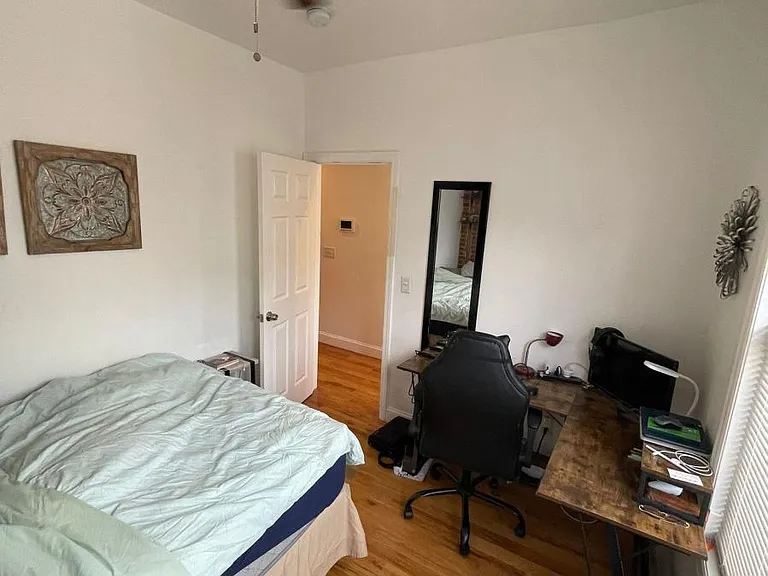 137 De Kalb Ave #1 — Photo 5