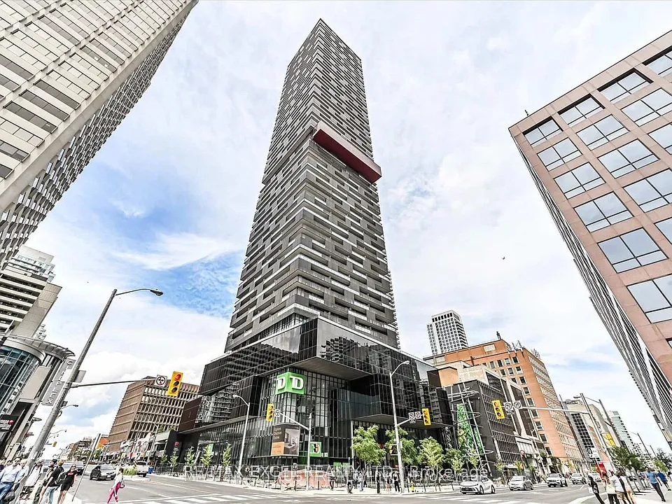 8 Eglinton Ave E #2707