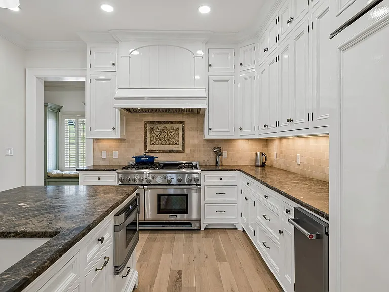 4533 Alcott Dr — Photo 20