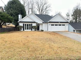 5081 Panola Mill Dr, Lithonia, GA