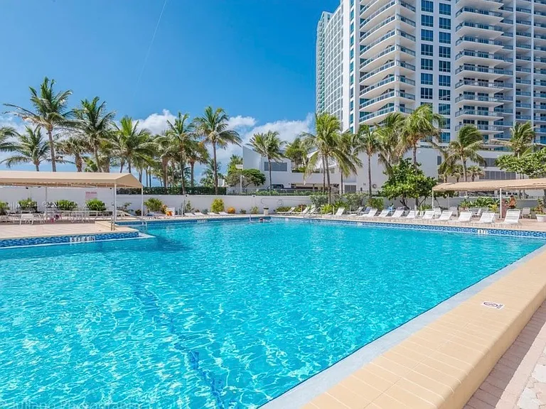 3505 S Ocean Dr #1105 — Photo 28