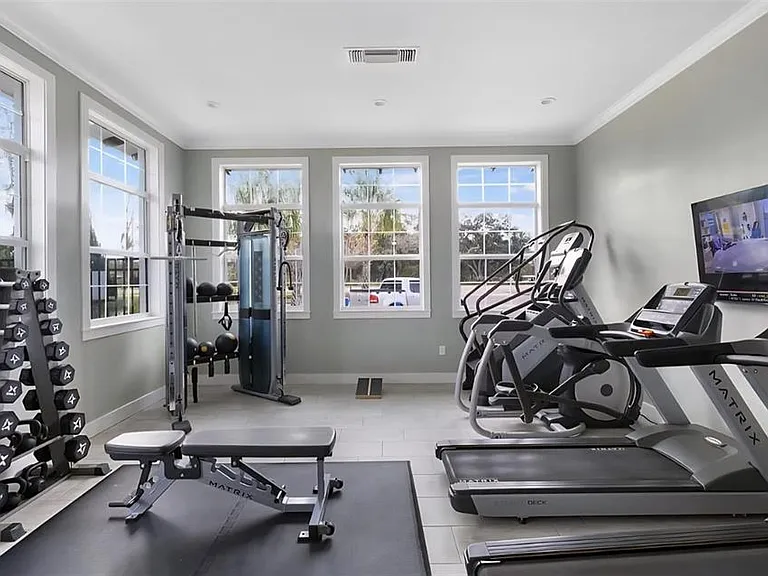 6978 Holly Heath Dr — Photo 37