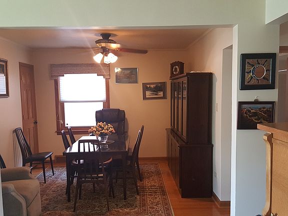 3rd image of 6053 S Mayfield Ave