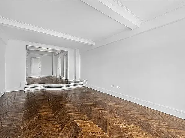 241 Central Park West image 2 of 8