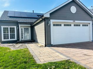 150 Hamlet Cir, Montgomery, IL 60538