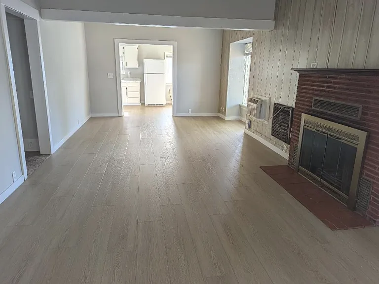 3203 K St — Photo 3