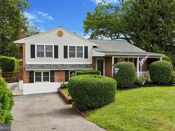 2947 Eastburn Ave, Broomall, PA 19008