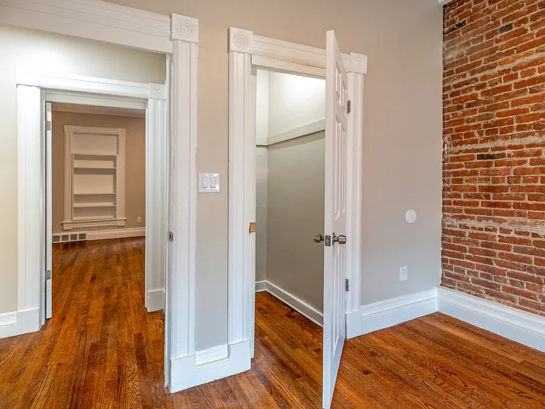 62 Linden Ave — Photo 8