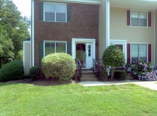 1014 Surry Ln, Gastonia, NC